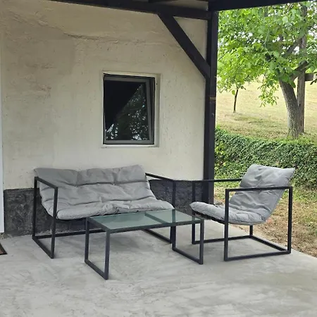 Lejtoliget בית נופש זמראדי